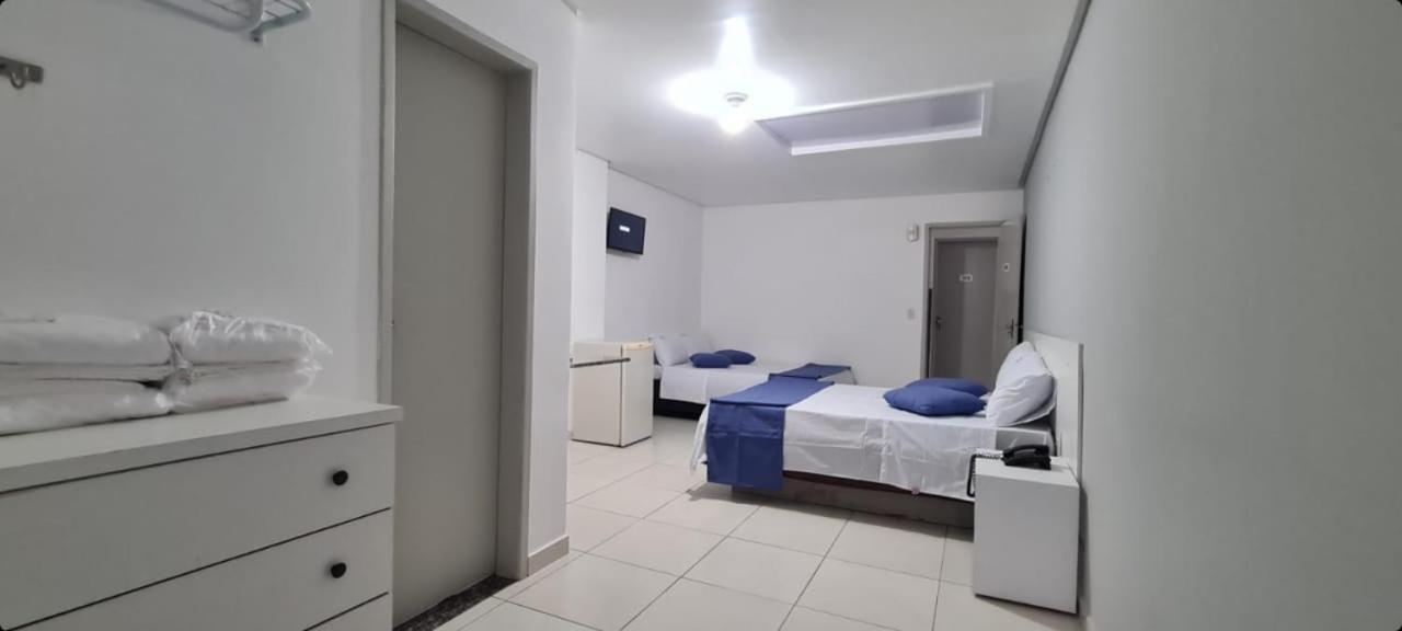 Petro Hotel Candeias Candeias  Extérieur photo